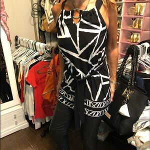 AGB black and white Belted top.Size S